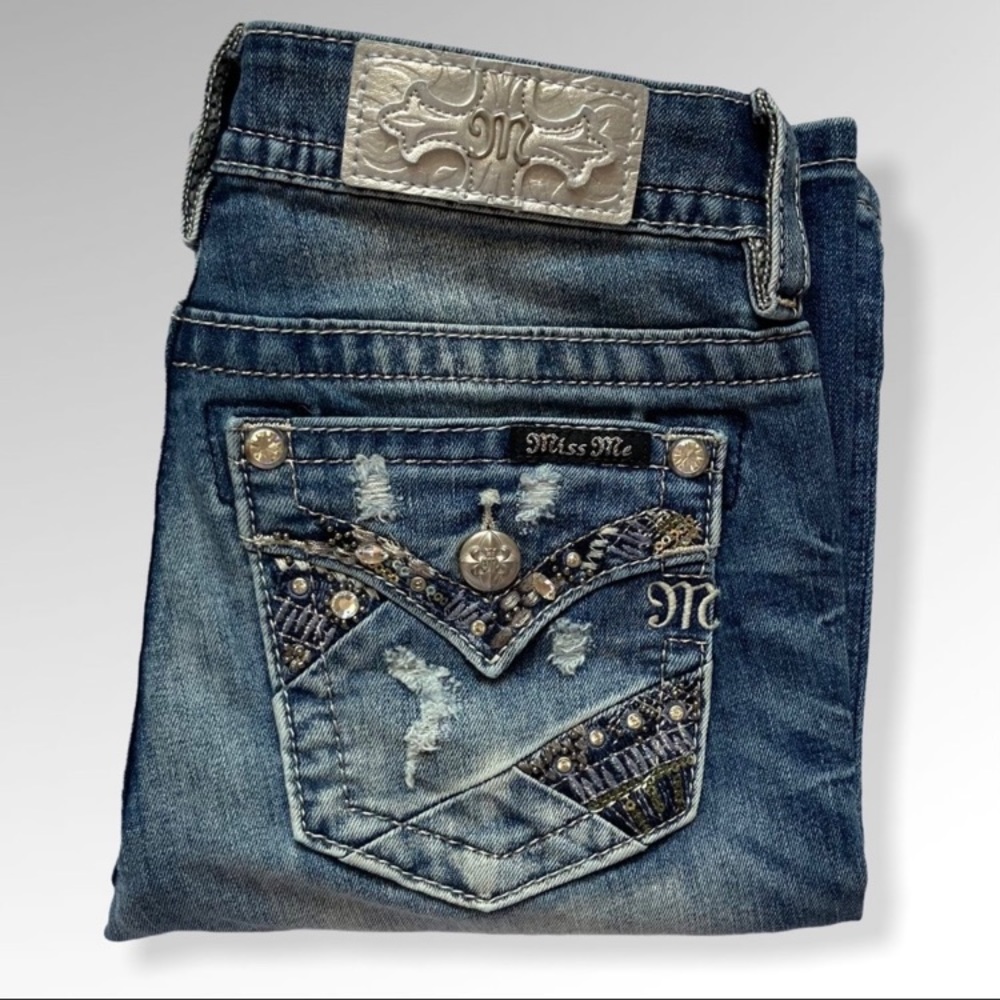 Miss Me Distressed Standard Boot Leg Jeans Sz 25